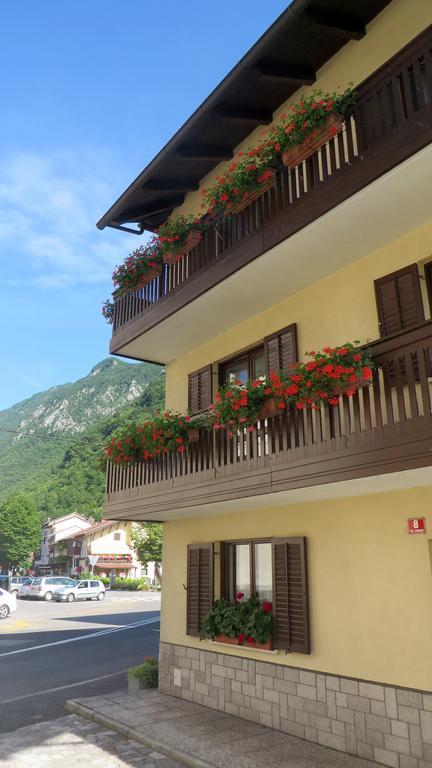 Hisa Lescer Apartment Kobarid Bagian luar foto